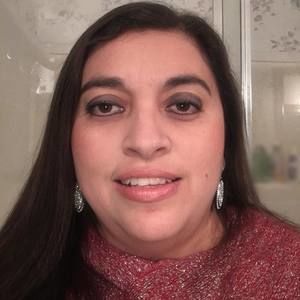 Meet your Posher, Corina